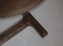 Load image into Gallery viewer, Mesa Auxiliar Ess_01/